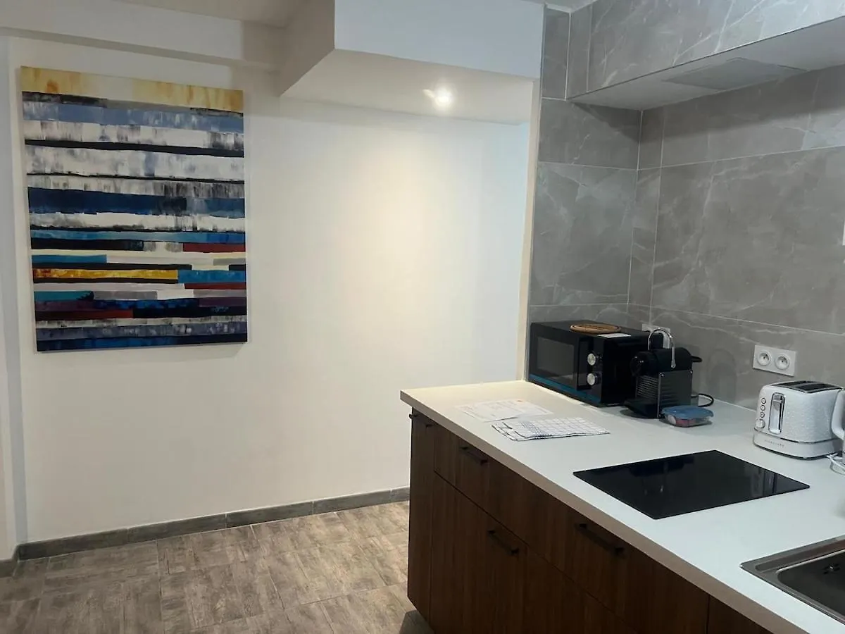 Cabana & Le Carrefour Lyonnais - Metro 5 Min Villeurbanne