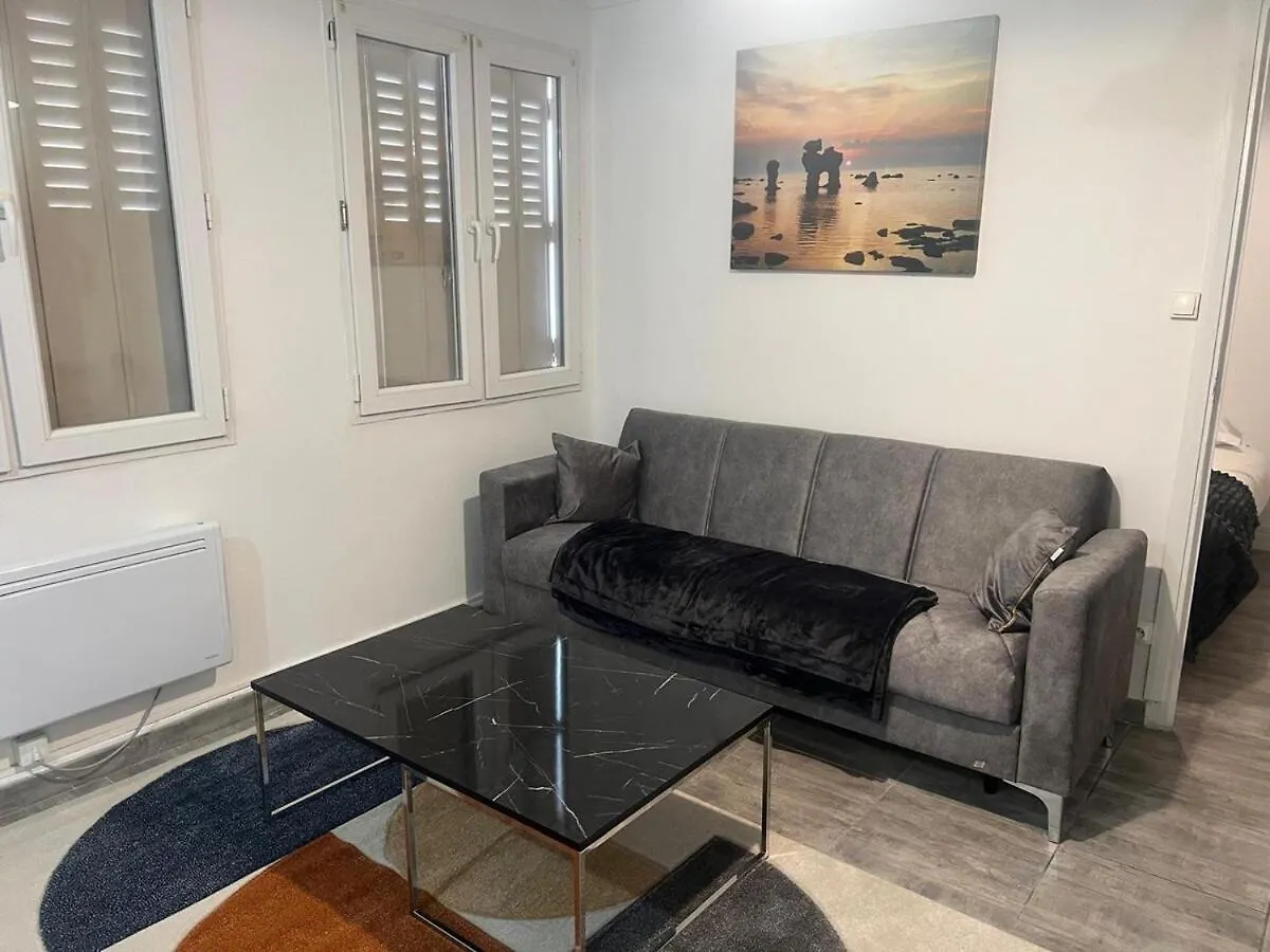 Apartment Cabana & Le Carrefour Lyonnais - Metro 5 Min Villeurbanne